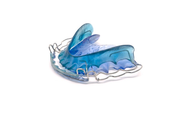 Using Retainers After Orthodontic Treatments